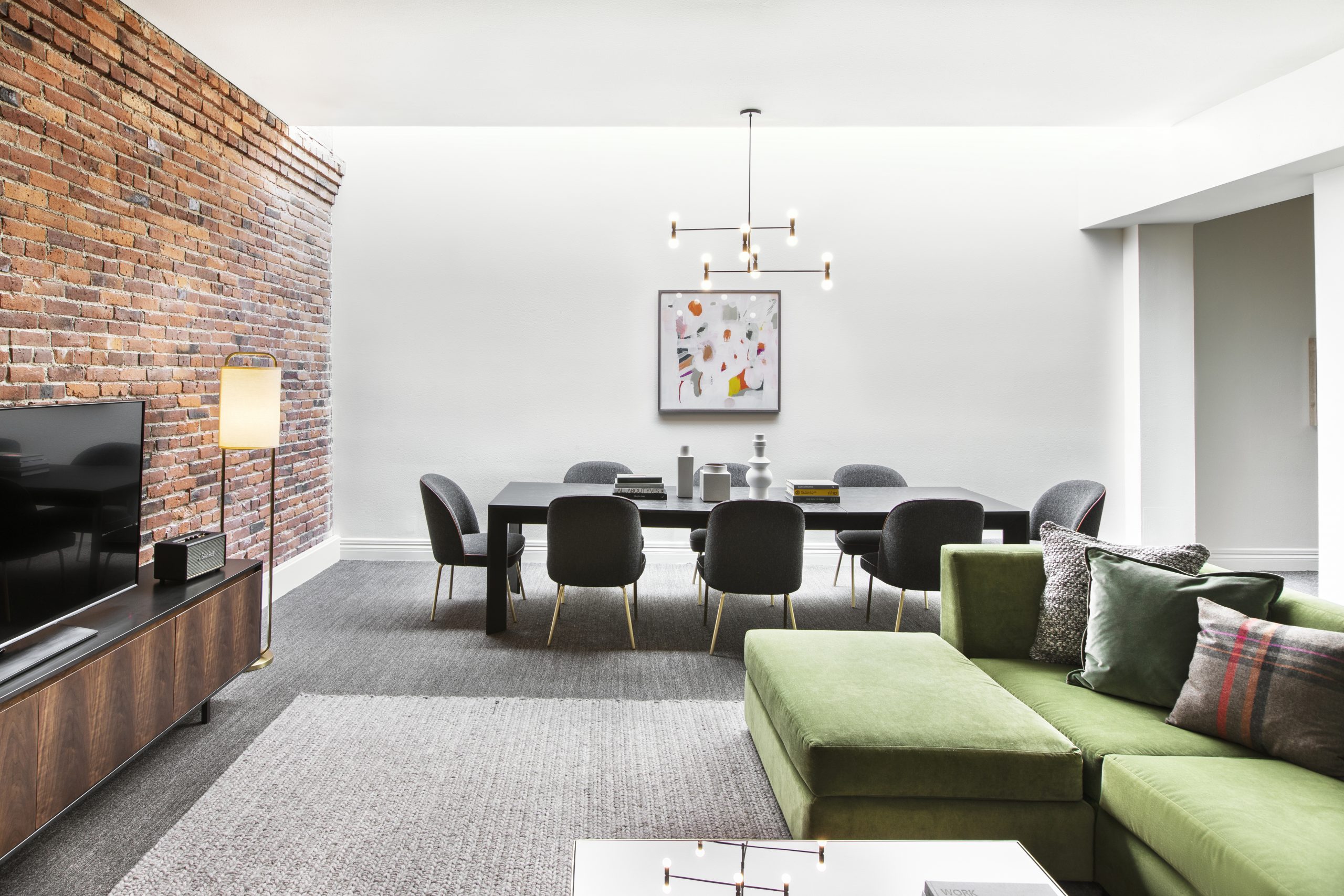 alexis hotel | suite dining | image 22
