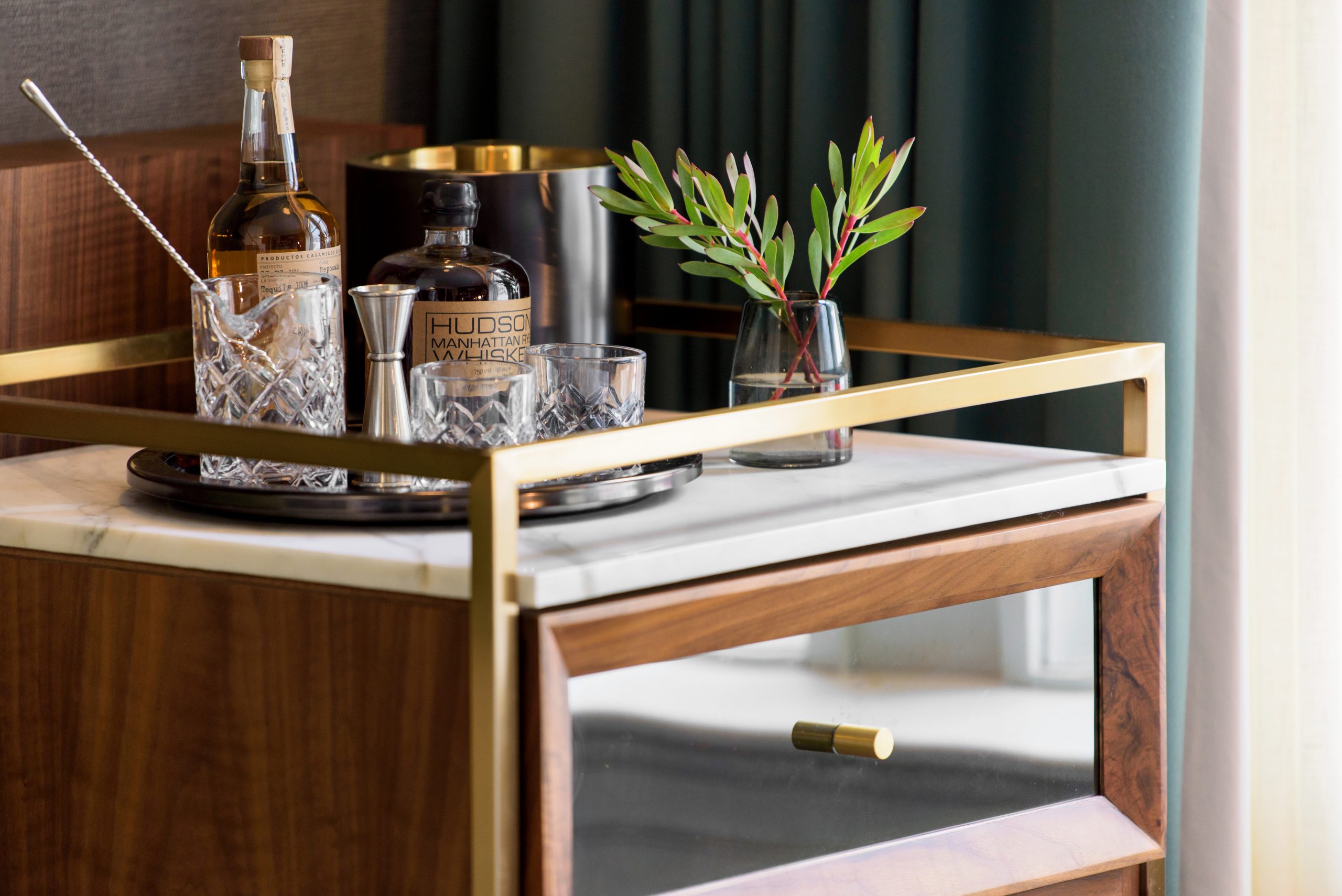 alexis hotel | detail | image 3