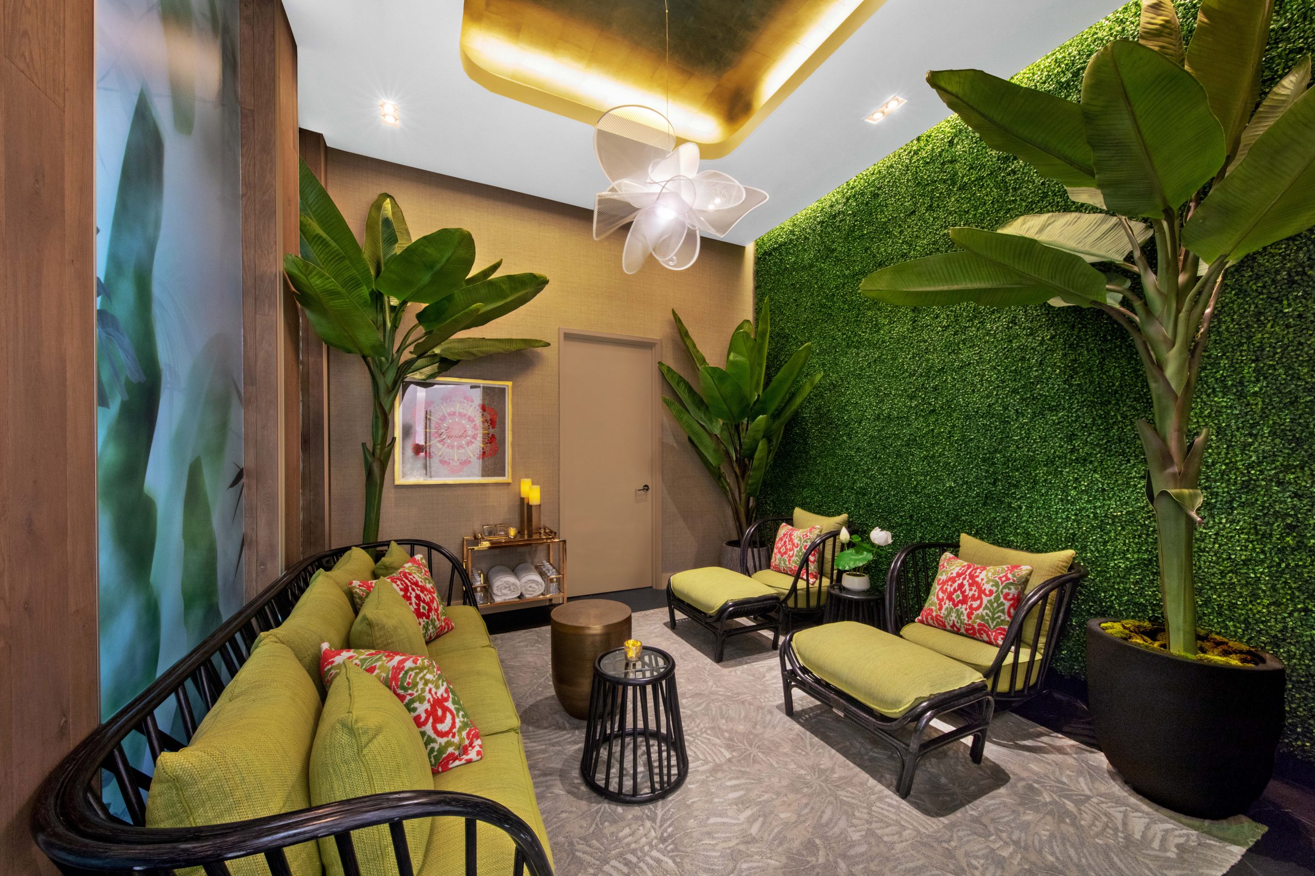 o skin care + spa | garden lounge | image 11