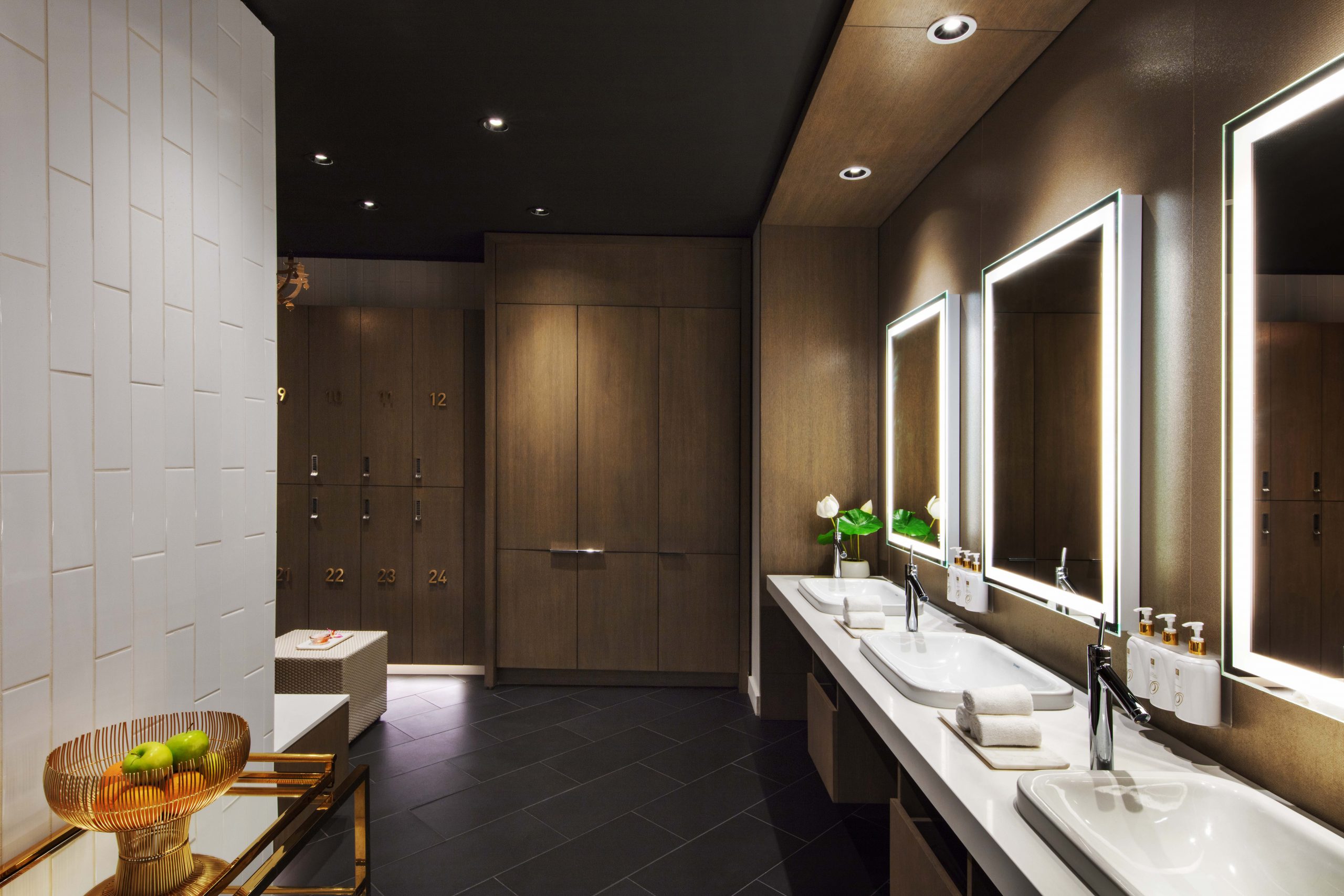 o skin care + spa | changing room | image 22