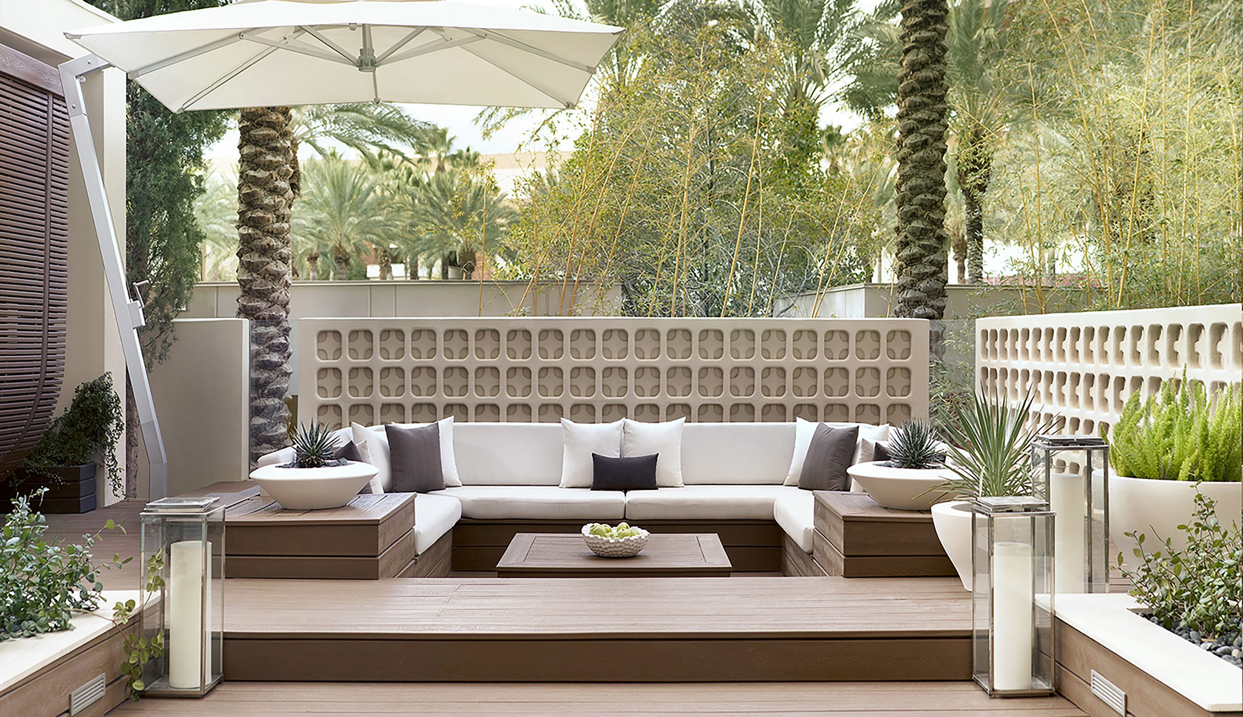 the spa at red rock | pool lounge | image 10