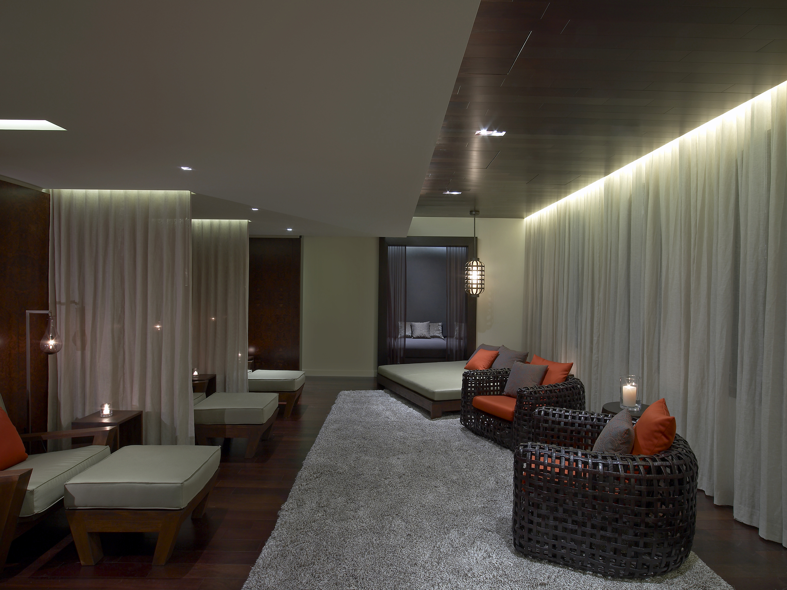 sè spa at hotel palomar | relaxation lounge | image 8