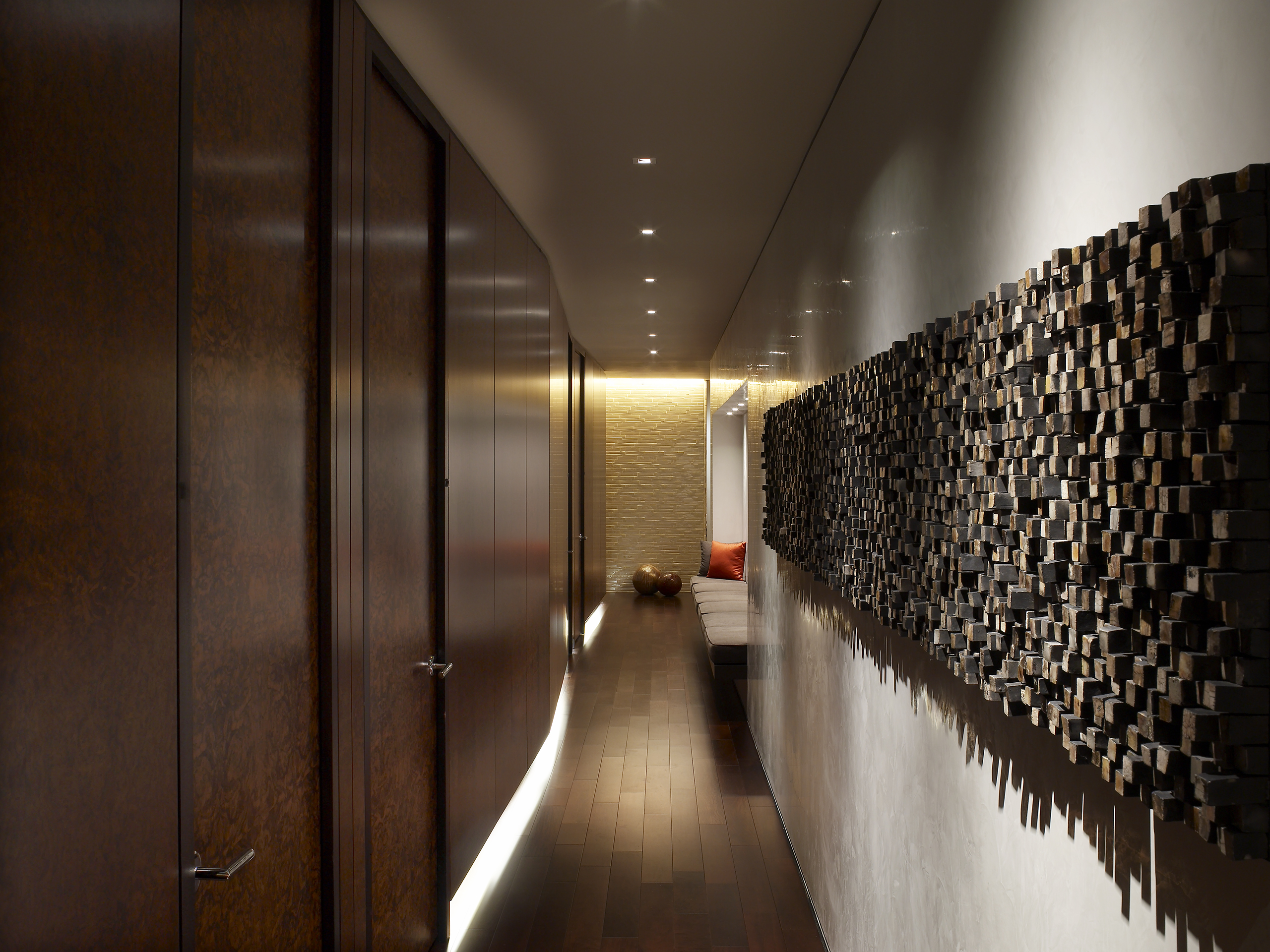sè spa at hotel palomar | treatment hallway | image 10