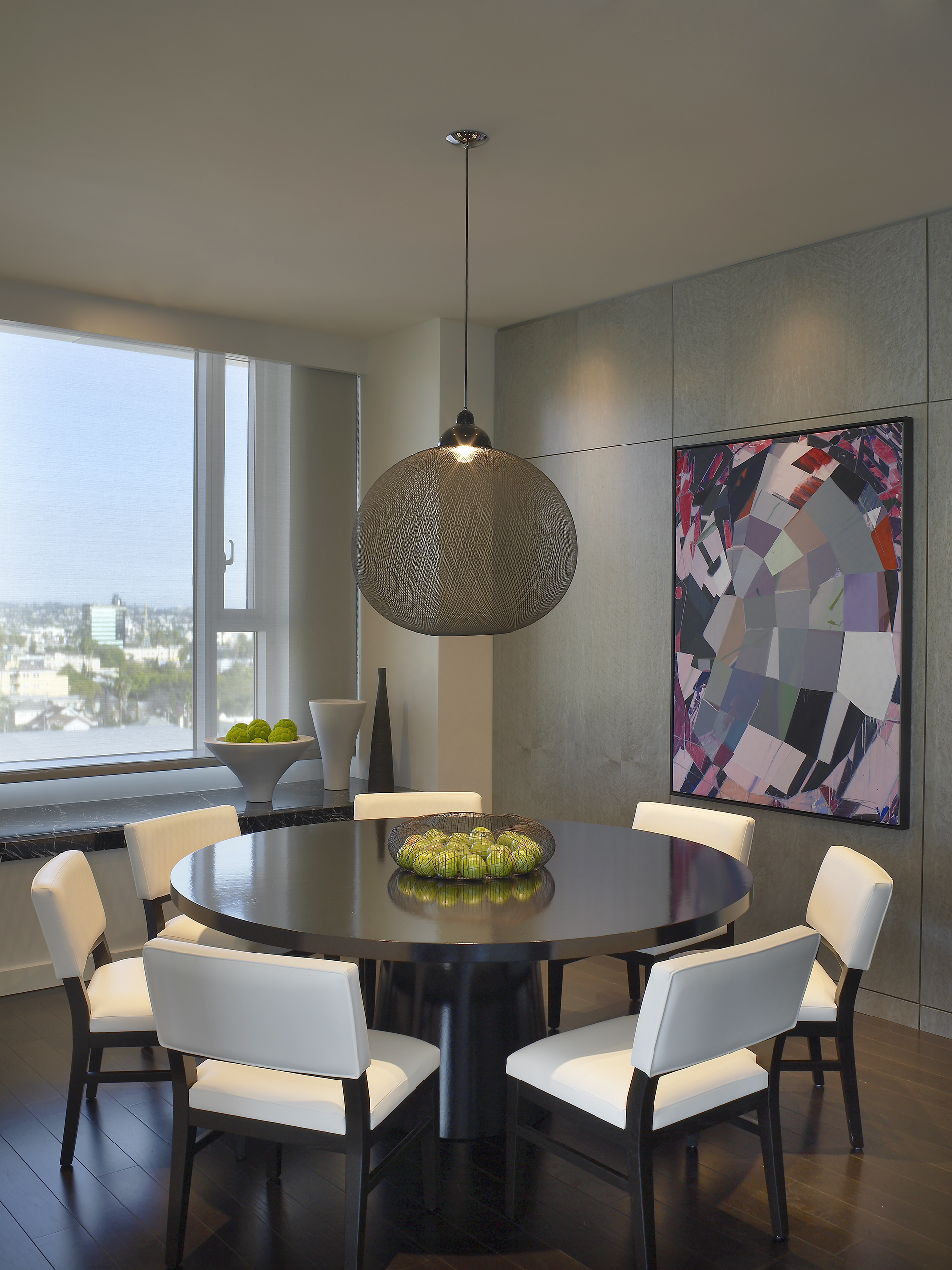 w hollywood | ewow suite dining | image 32