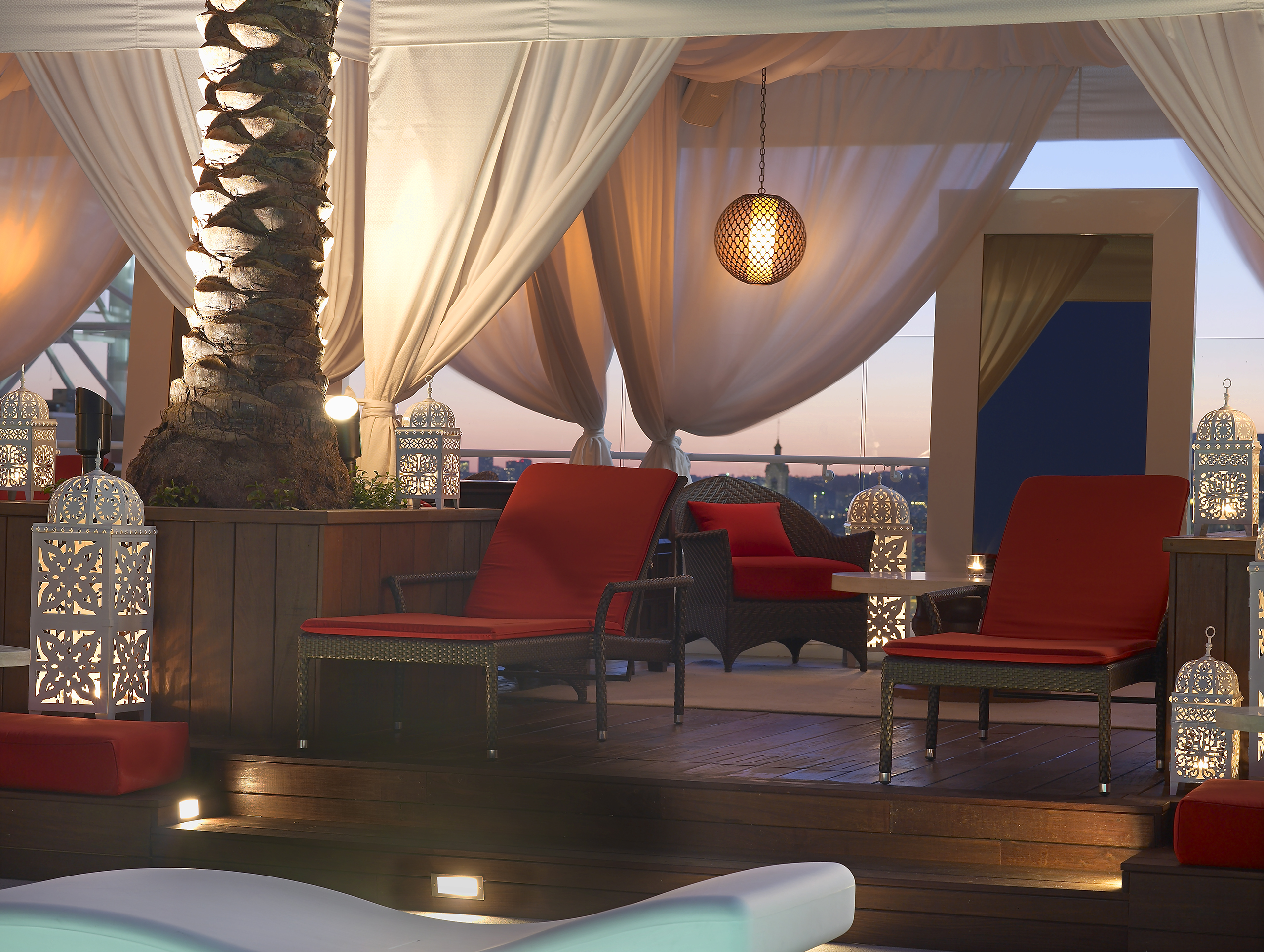 drai’s hollywood | cabana | image 3