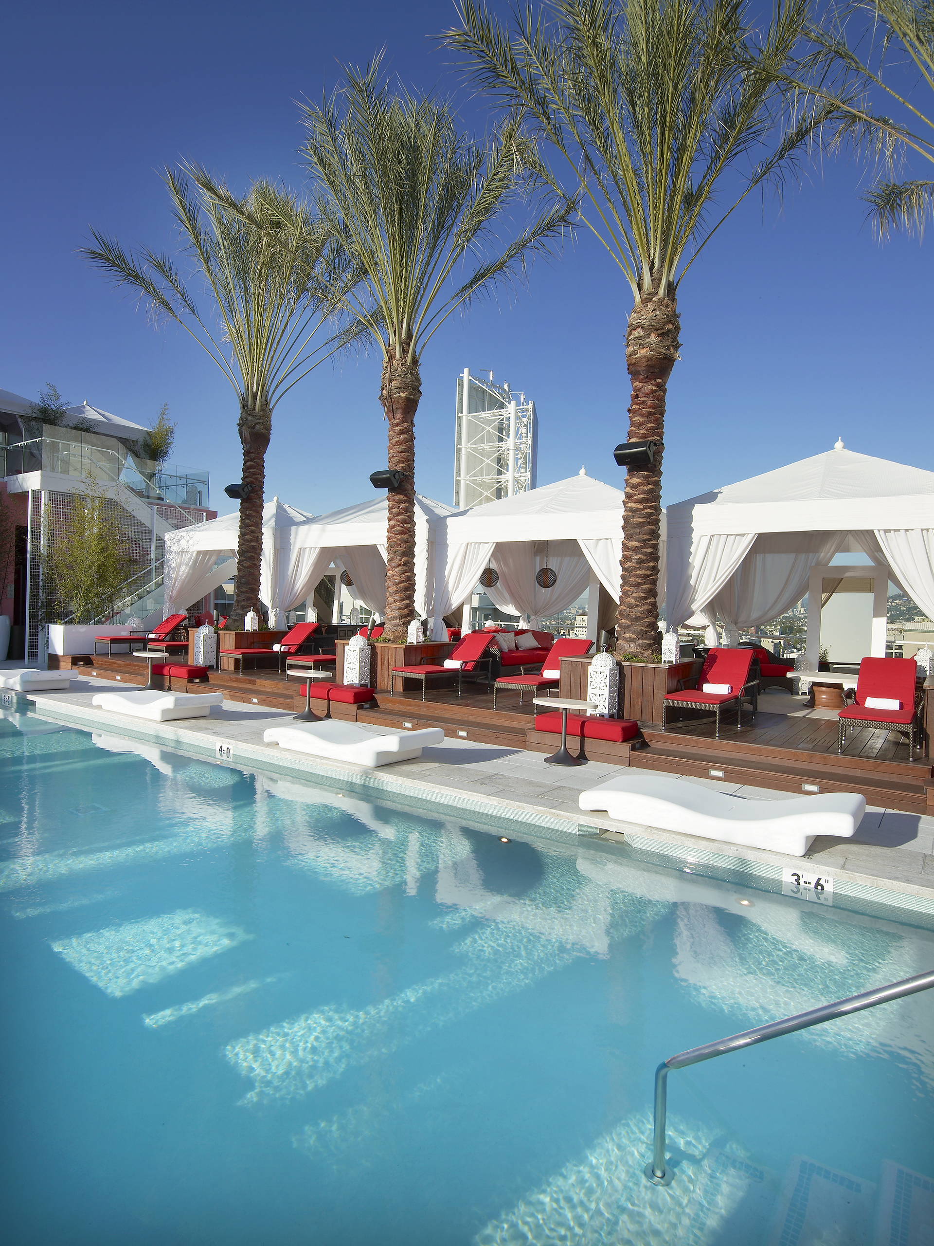 drai’s hollywood | cabanas | image 4