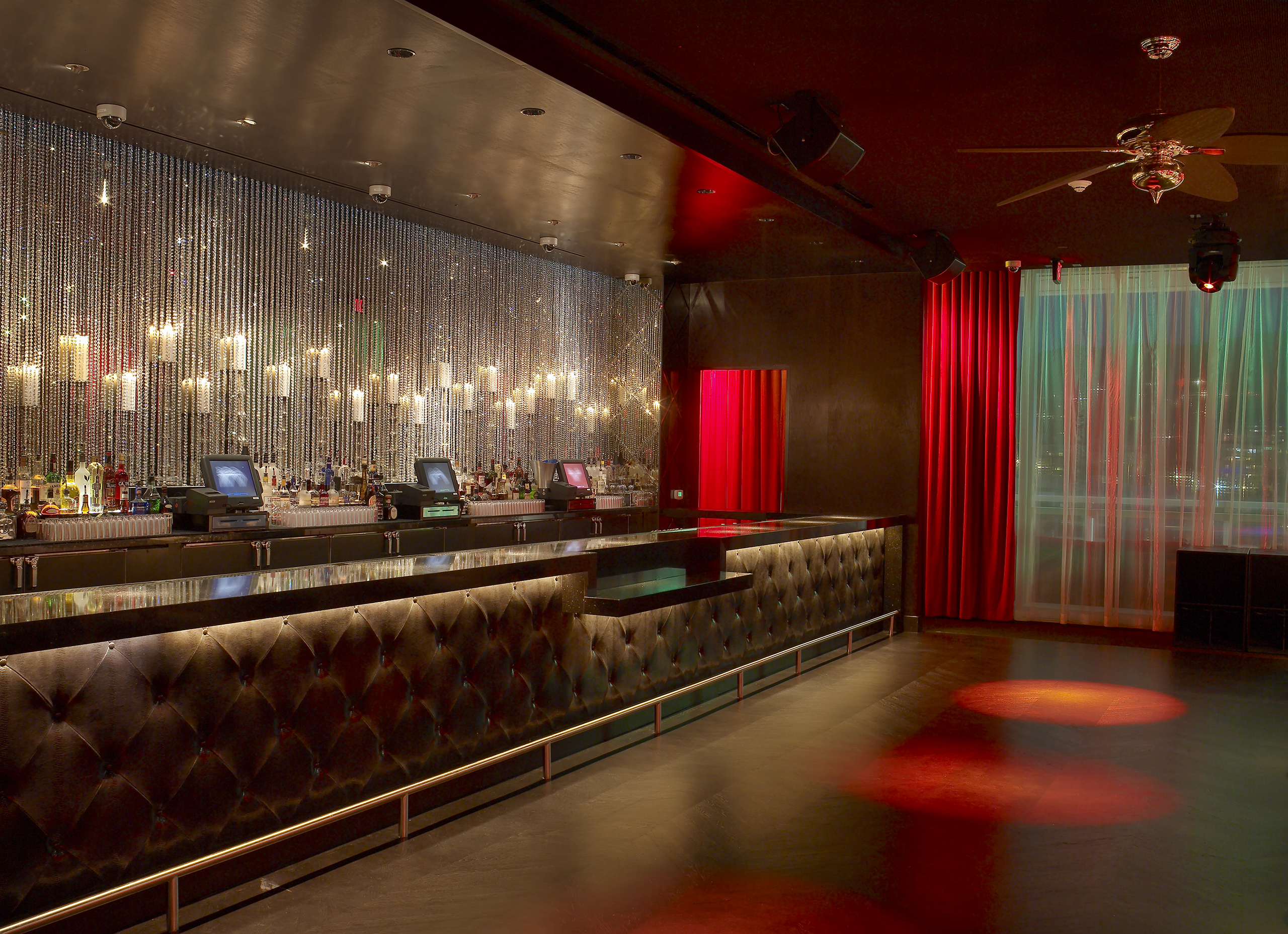 drai’s hollywood | bar + dance floor | image 8