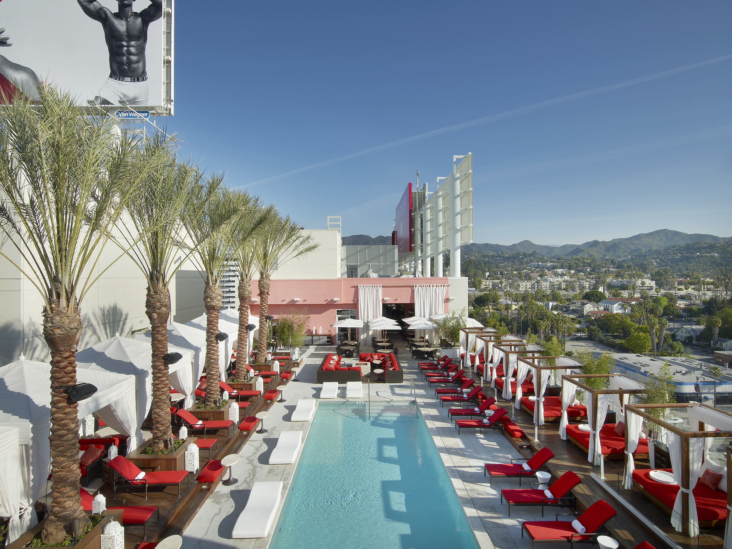 drai’s hollywood | pool | image 9